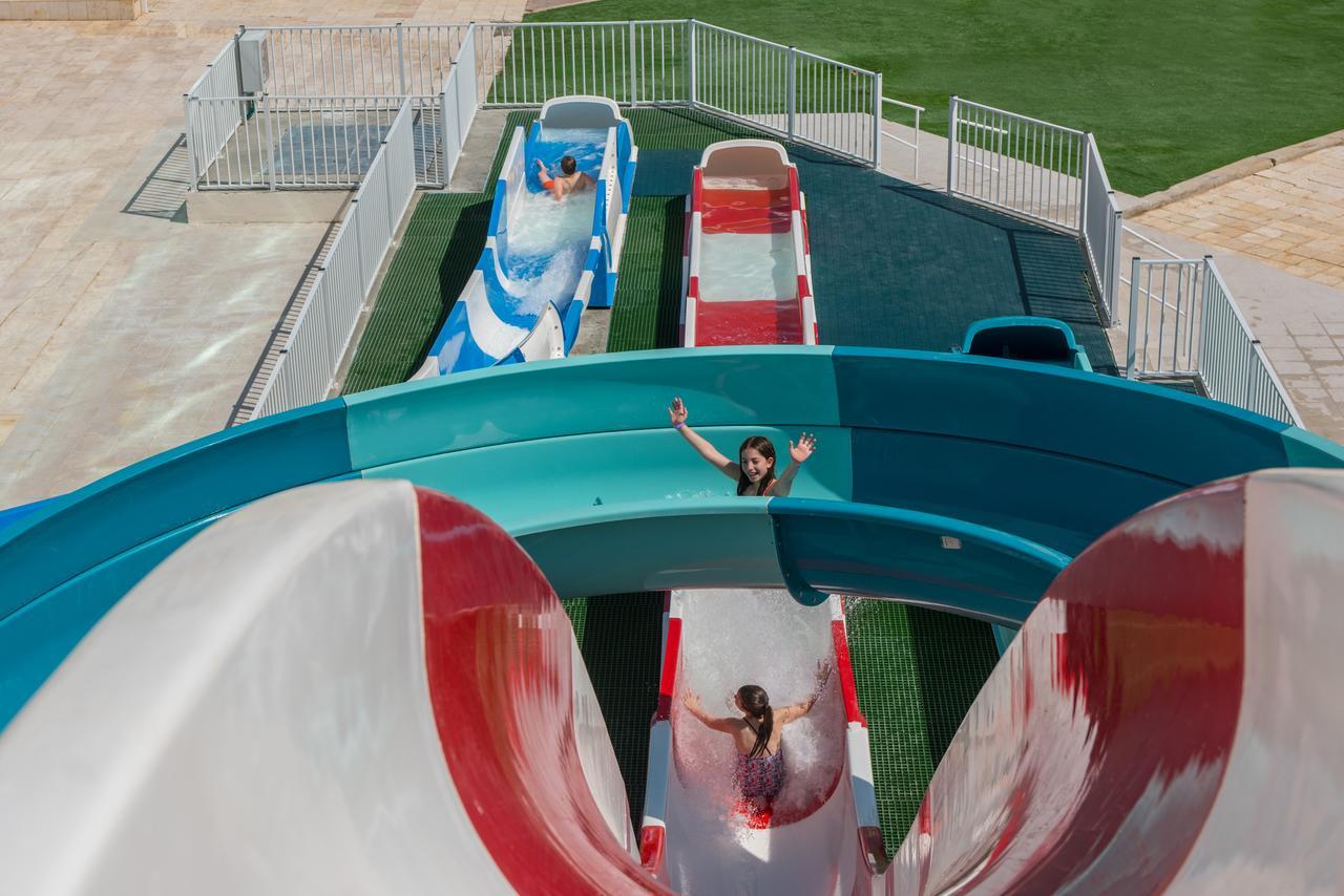 Leonardo Club Hotel Dead Sea - All Inclusive Neve Zohar Exterior foto The water park